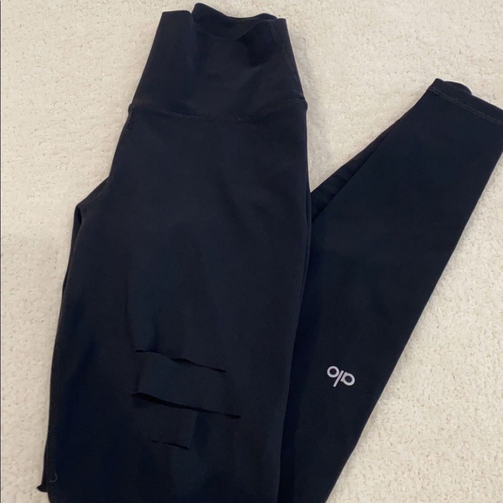 ALO Yoga High-Waist Ripped Warrior Leggings